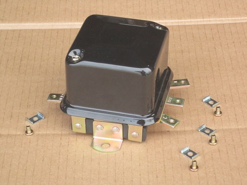 Volt regulator for ih - volt,